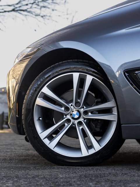 BMW 320I - Imagem 14