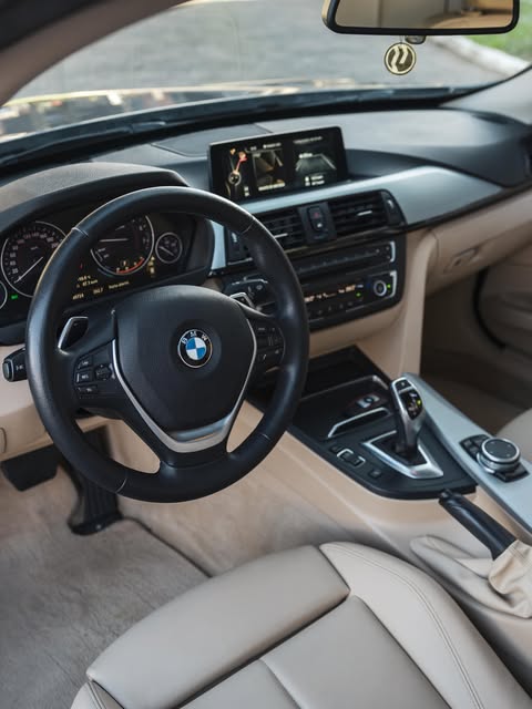 BMW 320I - Imagem 4