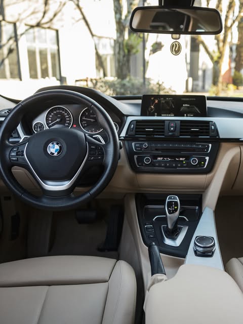 BMW 320I - Imagem 5