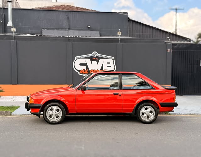 FORD ESCORT XR3 - Imagem 1