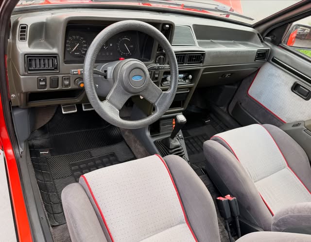 FORD ESCORT XR3 - Imagem 8
