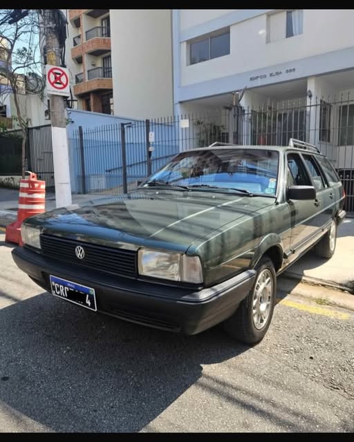 VOLKSWAGEN SANTANA - Imagem 6