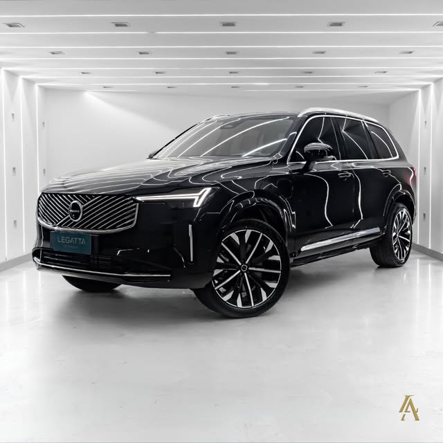 VOLVO XC90 T8 ULTRA - Imagem 1