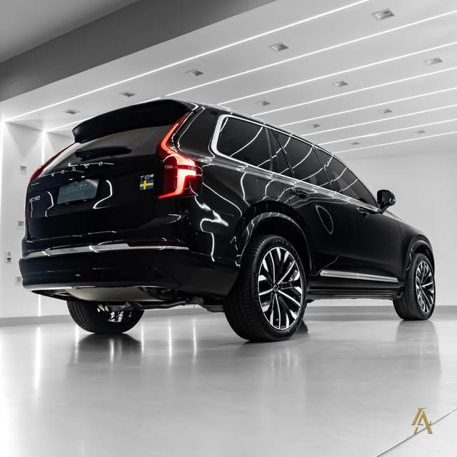 VOLVO XC90 T8 ULTRA - Imagem 16