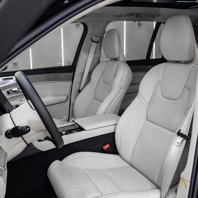 VOLVO XC90 T8 ULTRA - Imagem 6