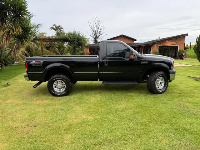 FORD F250 XLT - Imagem 4