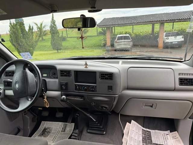 FORD F250 XLT - Imagem 7