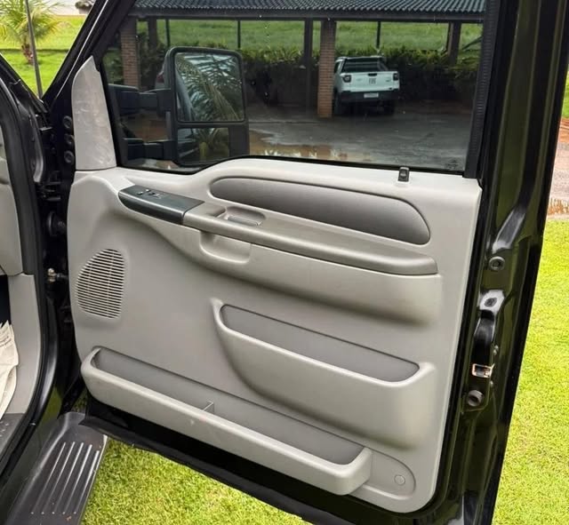 FORD F250 XLT - Imagem 9