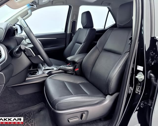 TOYOTA HILUX SRX PLATINUM - Imagem 6
