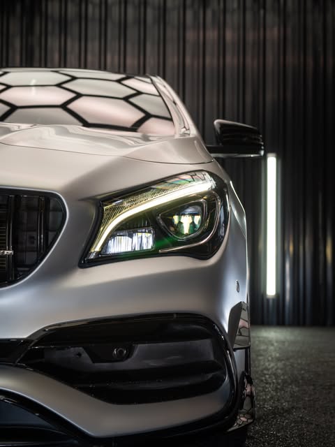 MERCEDES-BENZ CLA 45 AMG - Imagem 5