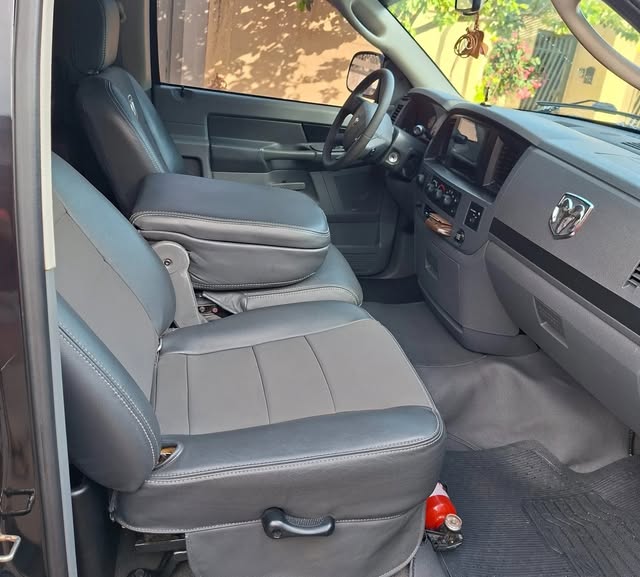 DODGE RAM 2500 SLT - Imagem 6