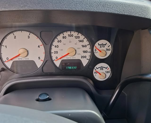 DODGE RAM 2500 SLT - Imagem 7