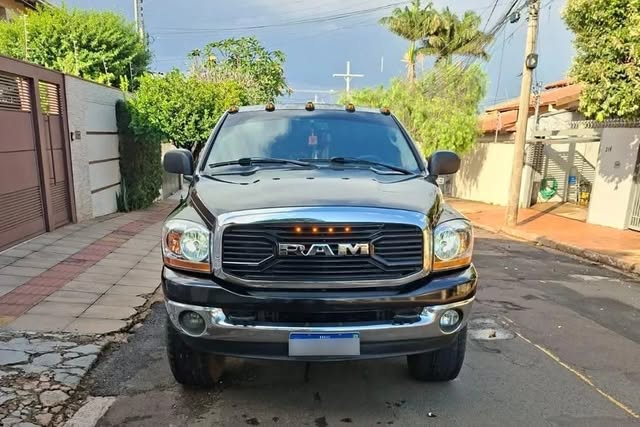 DODGE RAM 2500 SLT - Imagem 9