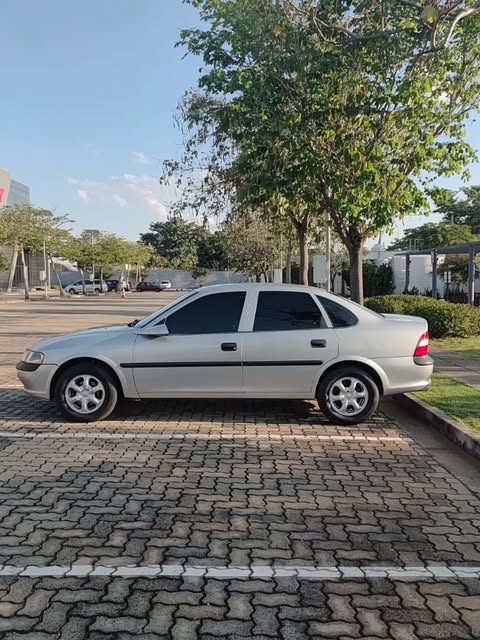 GM VECTRA GLS - Imagem 6