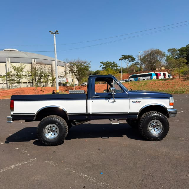 FORD F1000 - Imagem 3
