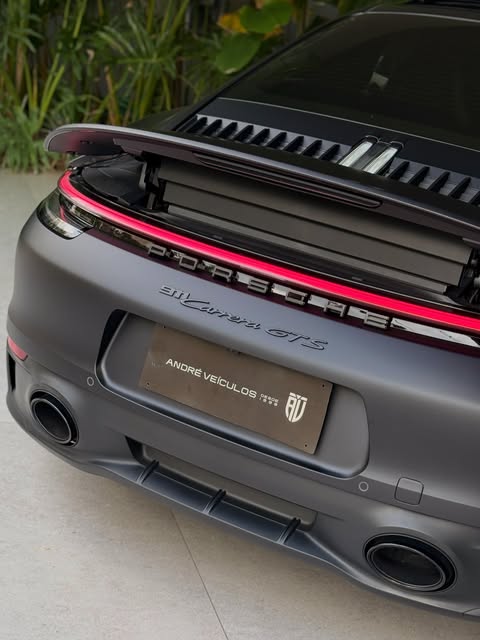 PORSCHE 911 CARRERA GTS - Imagem 11