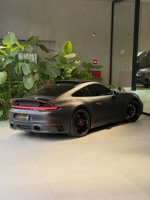 PORSCHE 911 CARRERA GTS - Imagem 3
