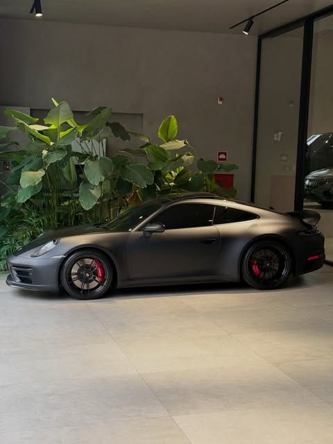 PORSCHE 911 CARRERA GTS - Imagem 4