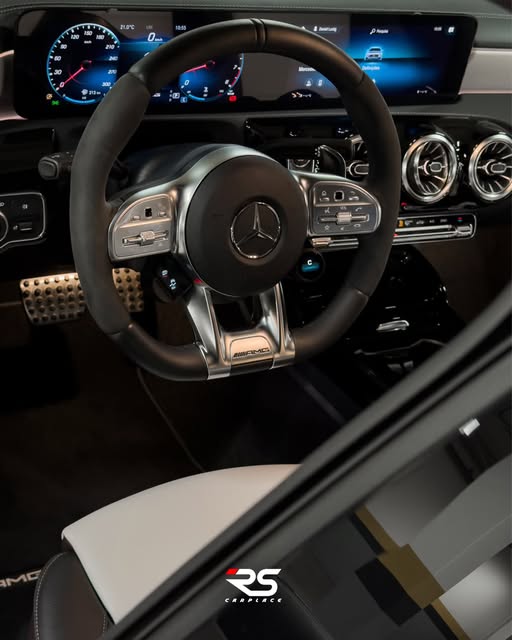 MERCEDES-BENZ CLA 45 S AMG - Imagem 6