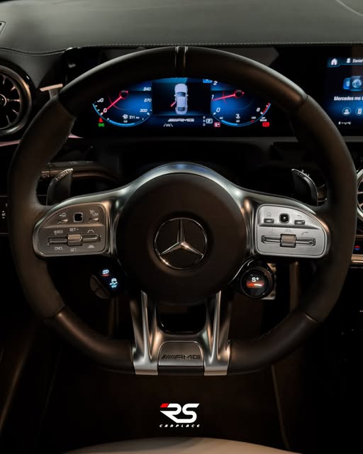 MERCEDES-BENZ CLA 45 S AMG - Imagem 10