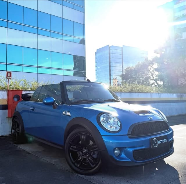 MINI COOPER S CABRIO - Imagem 1