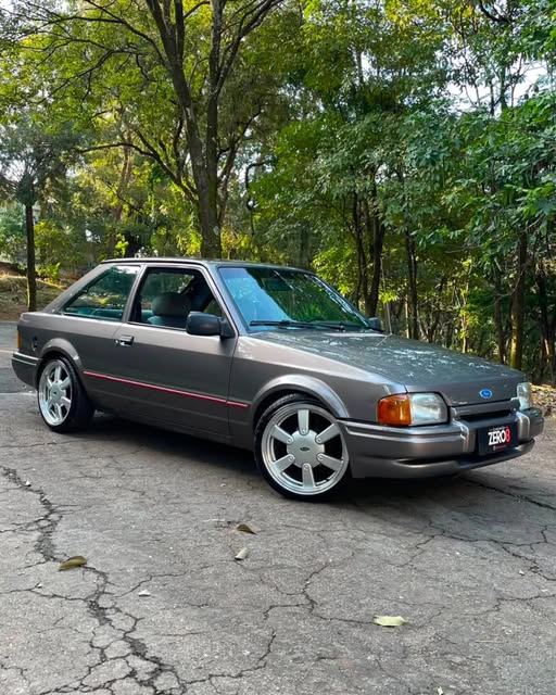 FORD ESCORT HOBBY - Imagem 2