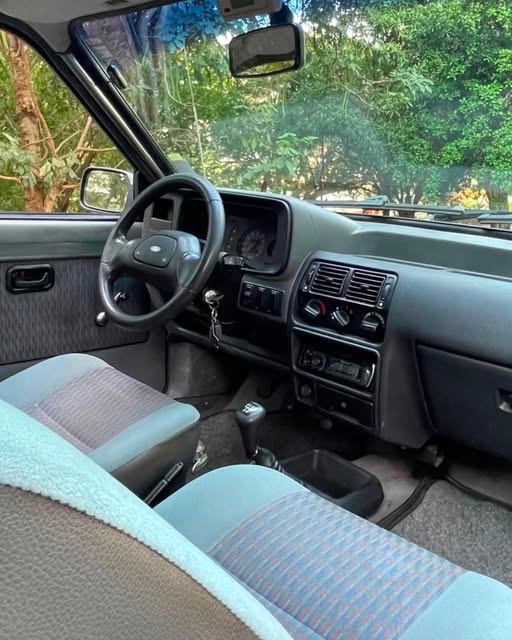 FORD ESCORT HOBBY - Imagem 20