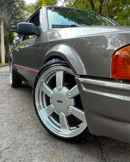 FORD ESCORT HOBBY - Imagem 7