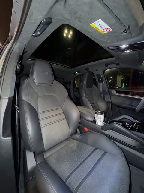 PORSCHE CAYENNE GTS - Imagem 12