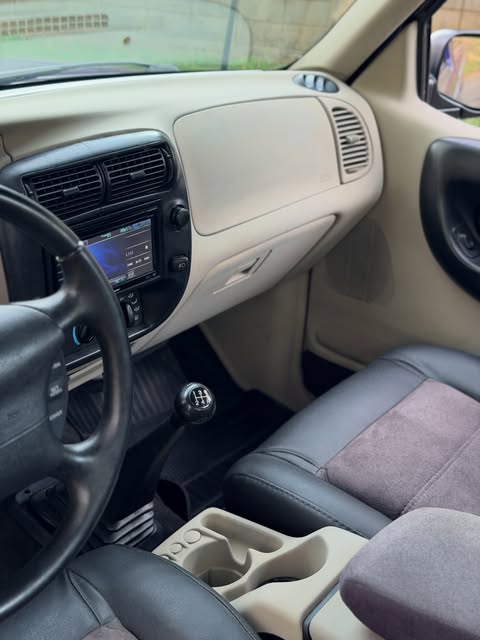 FORD RANGER XLT - Imagem 14