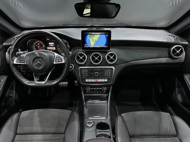 MERCEDES-BENZ GLA 250 - Imagem 7
