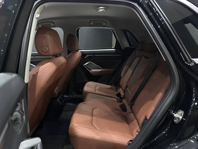 AUDI Q3 40 TFSI PERFORMANCE QUATTRO TIPTRONIC - Imagem 9