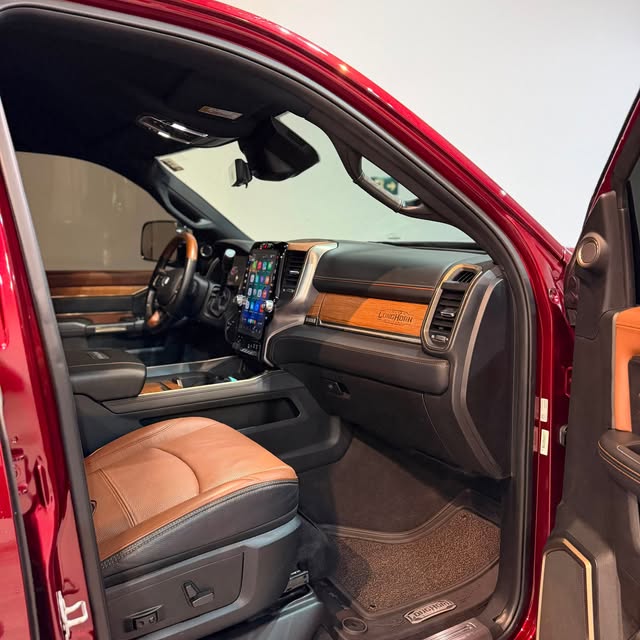 RAM 3500HD LONGHORN - Imagem 4