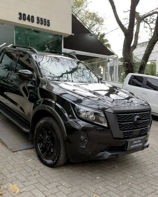 NISSAN FRONTIER PRO4X CD 4X4 - Imagem 4