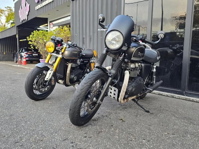 TRIUMPH THRUXTON - Imagem 1