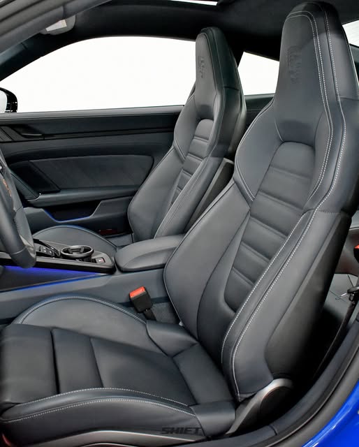 PORSCHE 911 CARRERA GTS - Imagem 8