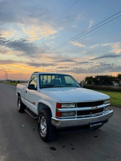 CHEVROLET SILVERADO - Imagem 2