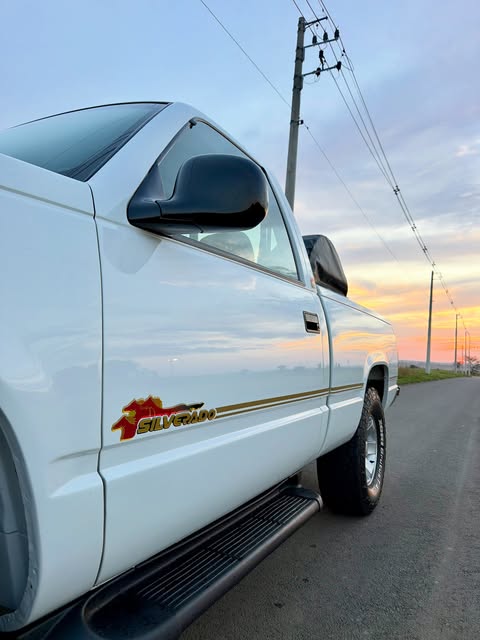 CHEVROLET SILVERADO - Imagem 13