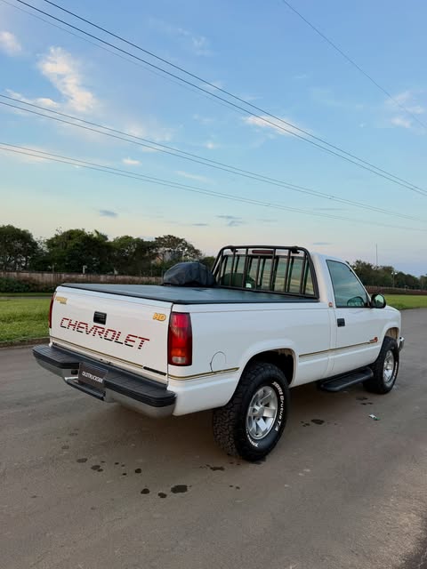 CHEVROLET SILVERADO - Imagem 4