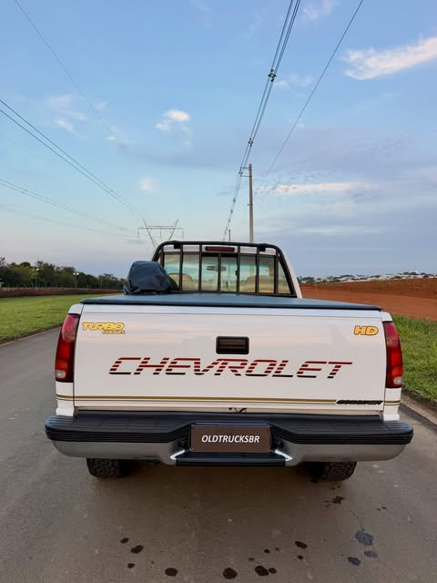 CHEVROLET SILVERADO - Imagem 5