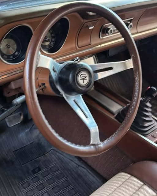 FORD MAVERICK V8 - Imagem 4
