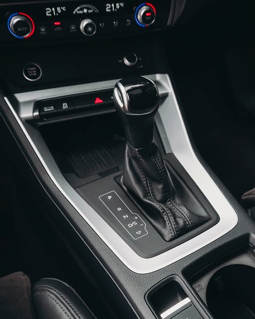 AUDI Q3 BLACK EDITION - Imagem 6