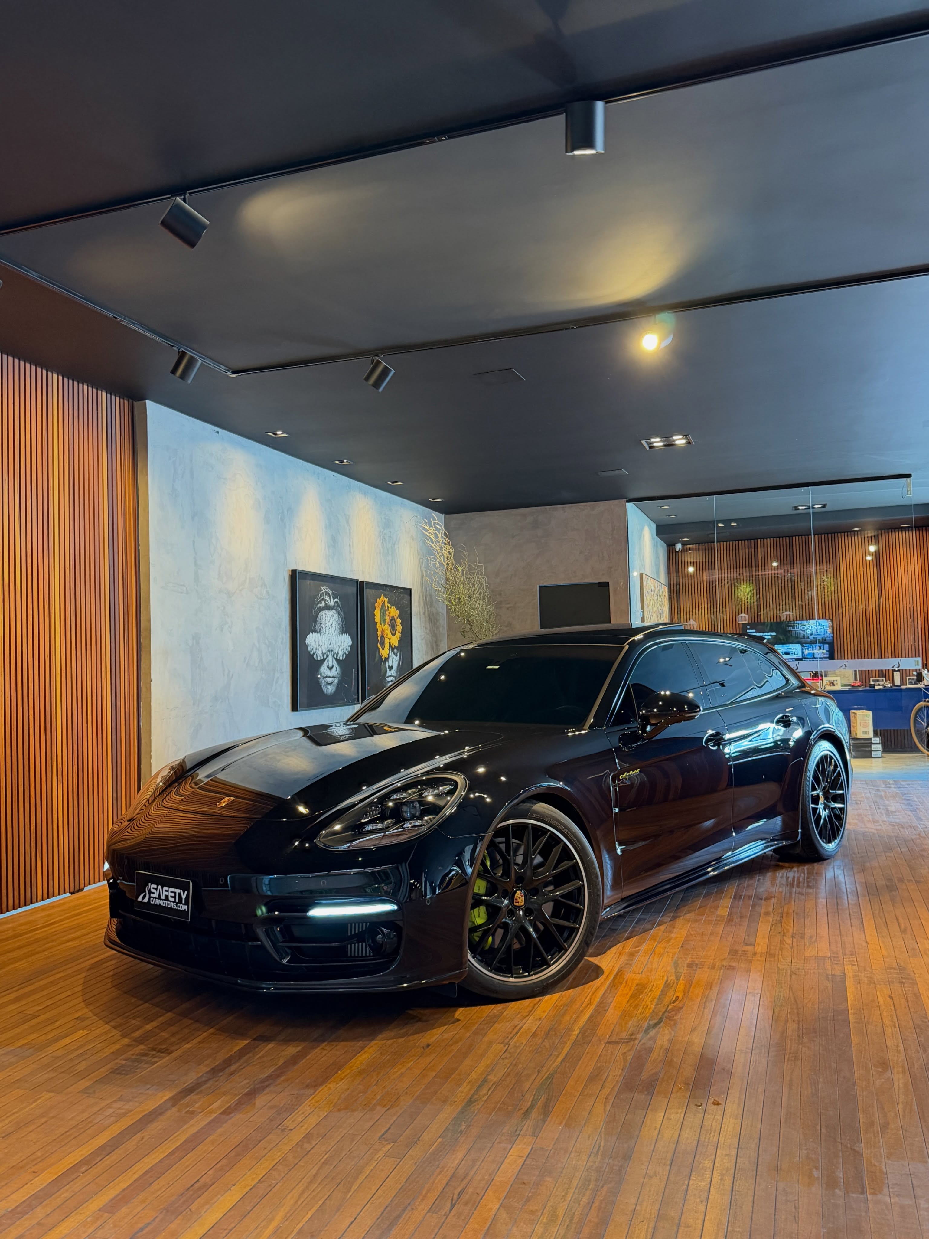 PORSCHE PANAMERA 4 E-HYBRID SPORT TURISMO - Imagem 3