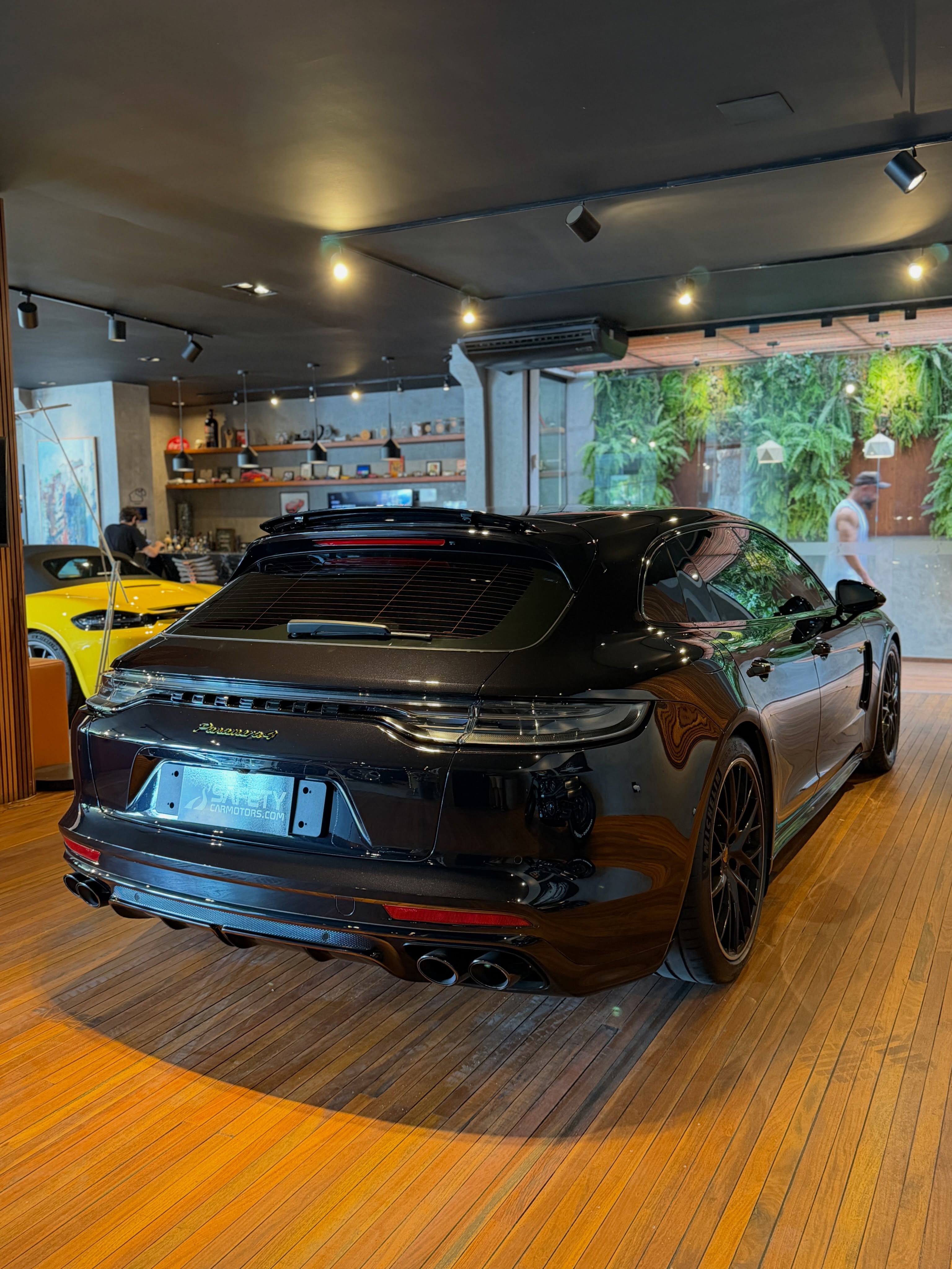 PORSCHE PANAMERA 4 E-HYBRID SPORT TURISMO - Imagem 5