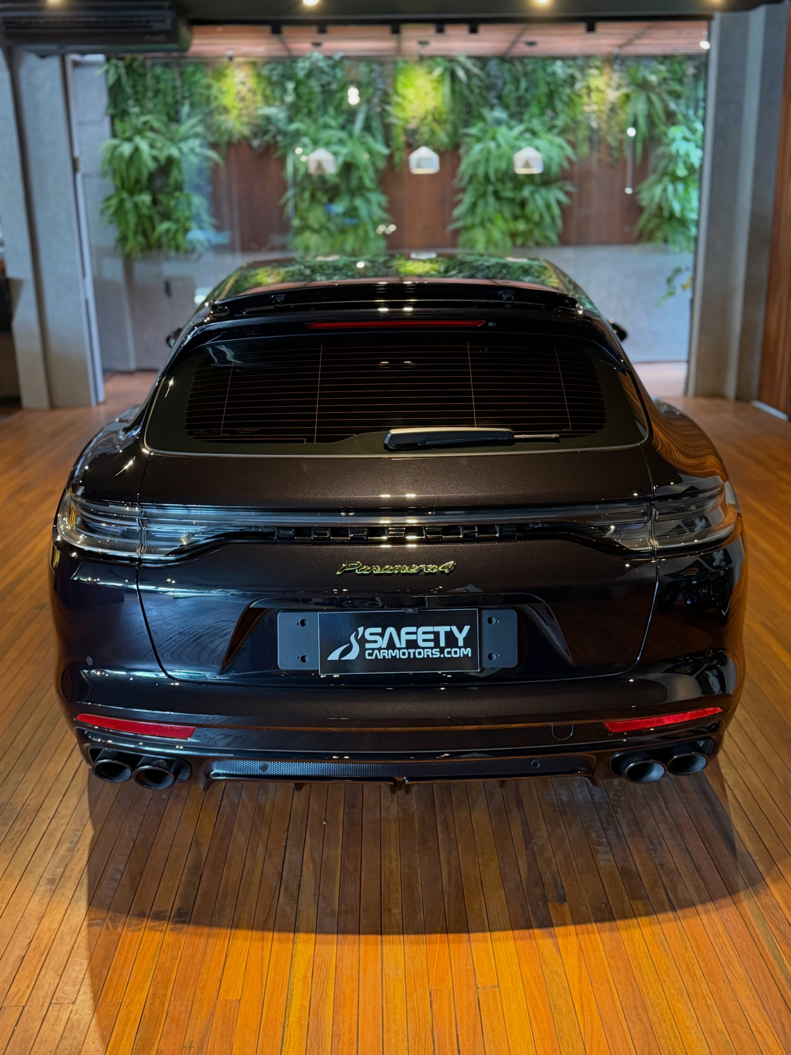 PORSCHE PANAMERA 4 E-HYBRID SPORT TURISMO - Imagem 6