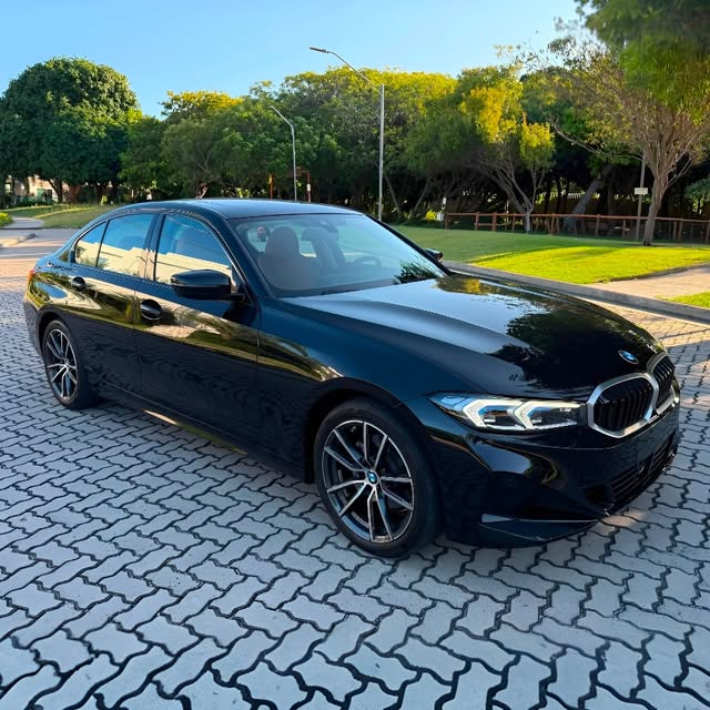 BMW 320I SPORT GP - Imagem 5