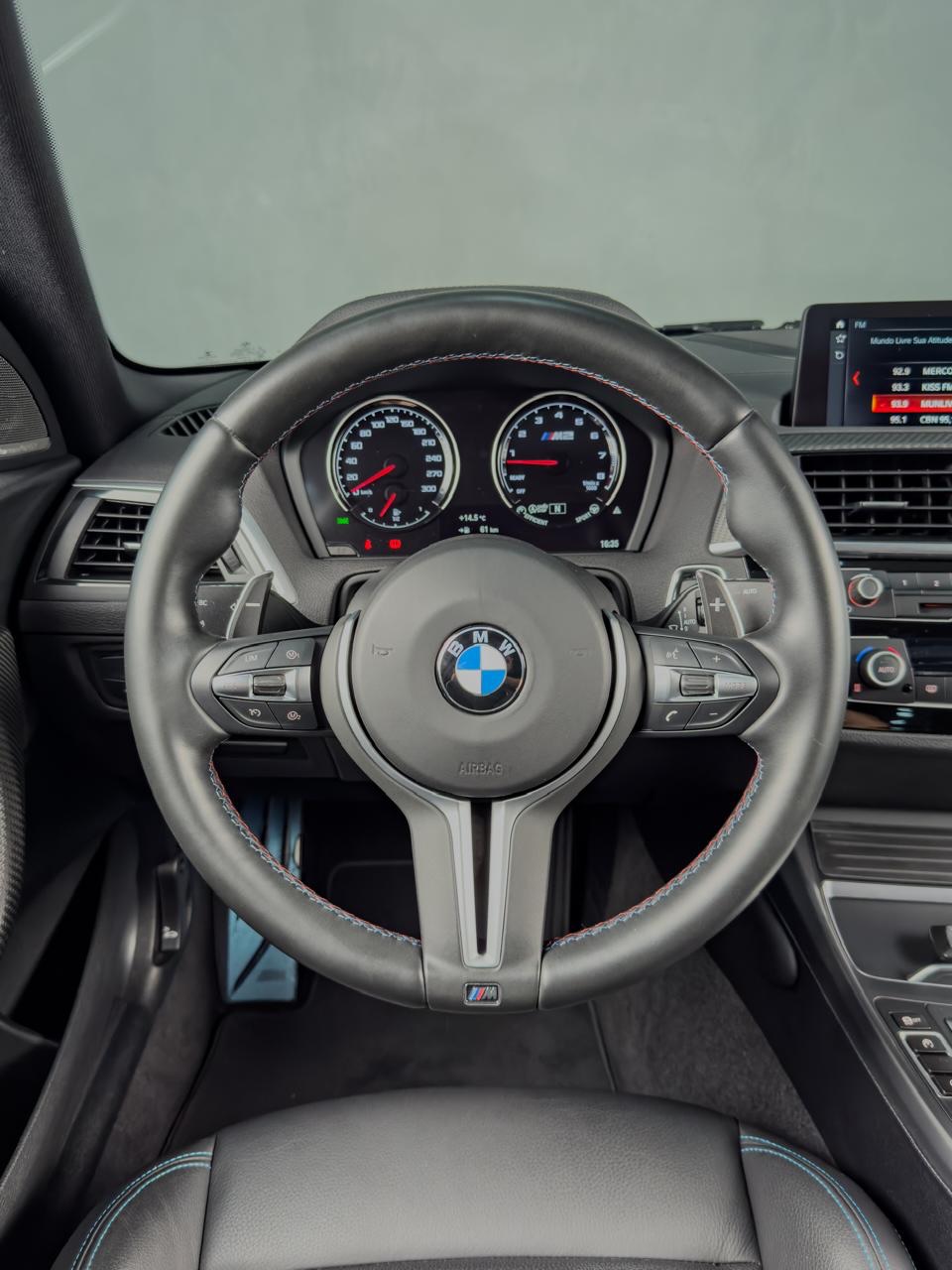 BMW M2 COMPETITION - Imagem 12