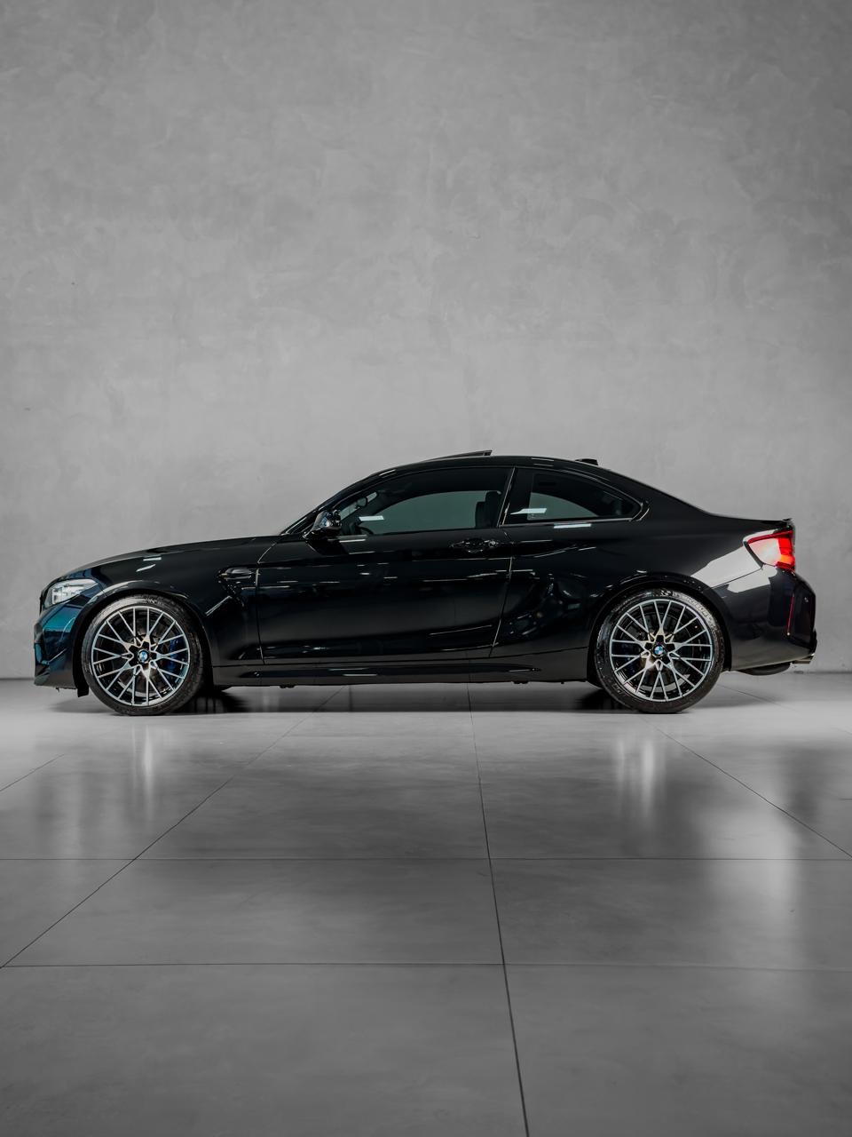 BMW M2 COMPETITION - Imagem 6