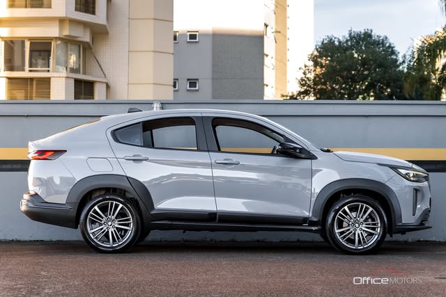 FIAT FASTBACK - Imagem 3