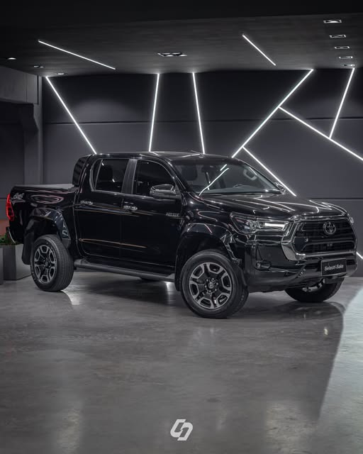 TOYOTA HILUX SRX PLUS - Imagem 11